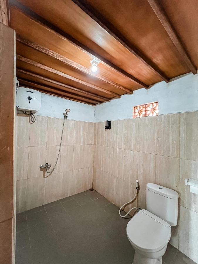 Gayatri Bungalows Batununggul Exterior foto